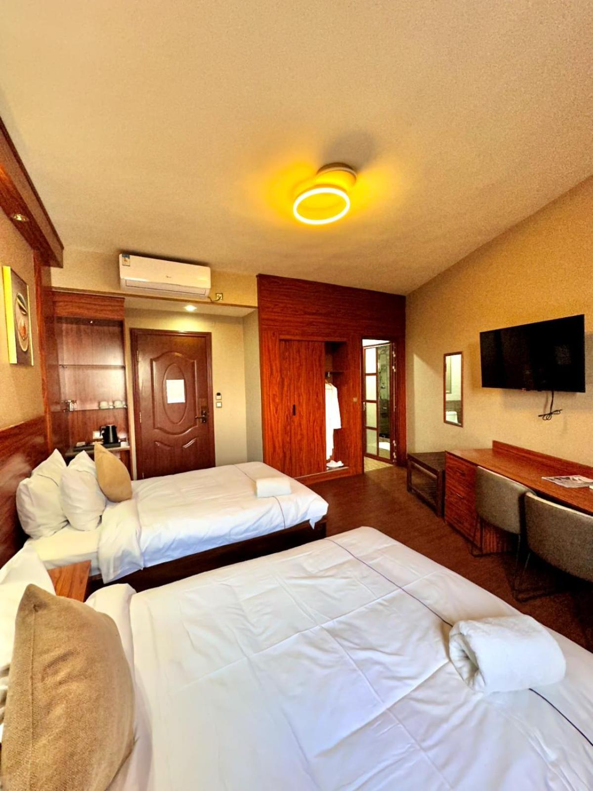 Atmosphere Hotel & Spa Antananarivo Exterior photo